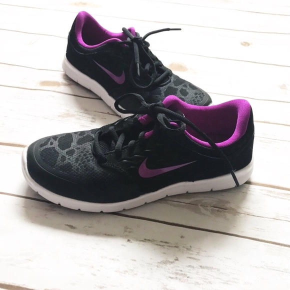 Nike Shoes - NIKE Orive Black purple leopard Sneakers Shoes 6